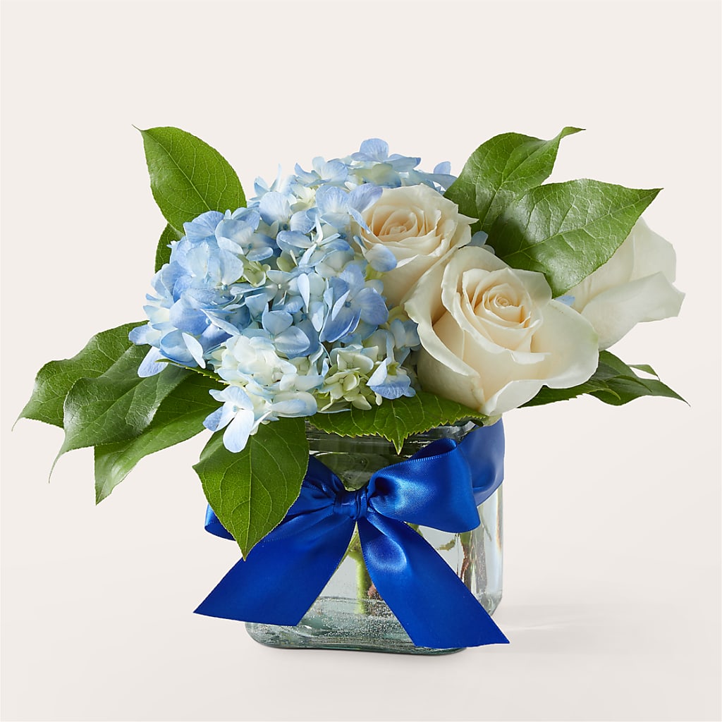 Sky Blue Delight Bouquet – BLAKELEE'S BOUQUETS, Birmingham AL