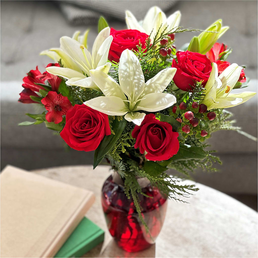 Evergreen Delight Bouquet – BLAKELEE'S BOUQUETS, Birmingham AL