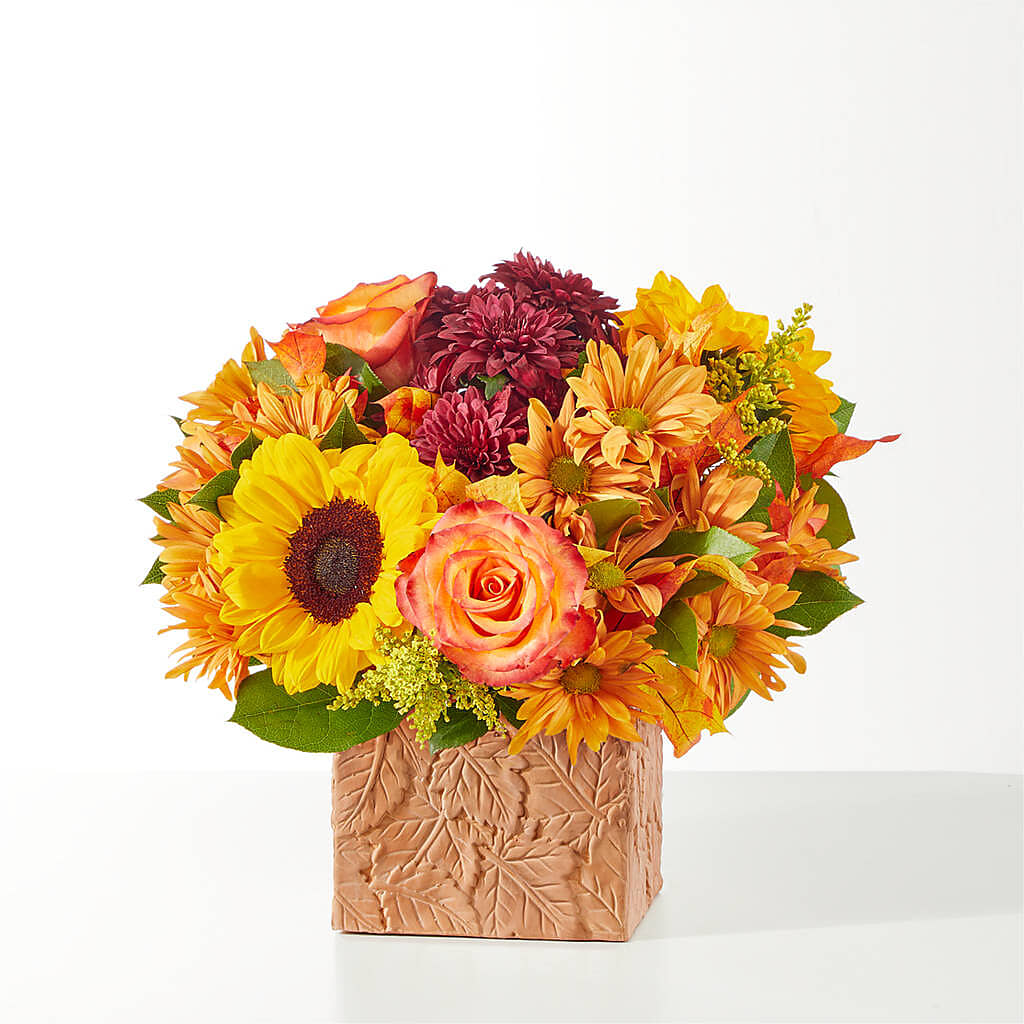The Outdoors Bouquet – BLAKELEE'S BOUQUETS, Birmingham AL