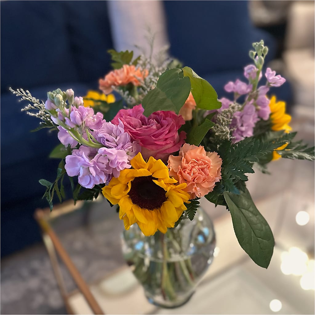 Yellow Brick Road Bouquet – BLAKELEE'S BOUQUETS, Birmingham AL
